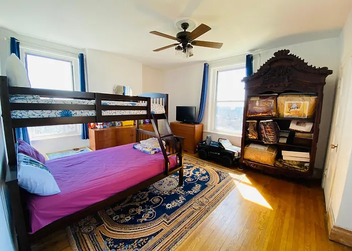 Homestay Carrick Castle Pittsburgh